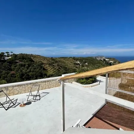 Casa Belvedere Del Core Couette-café 3*